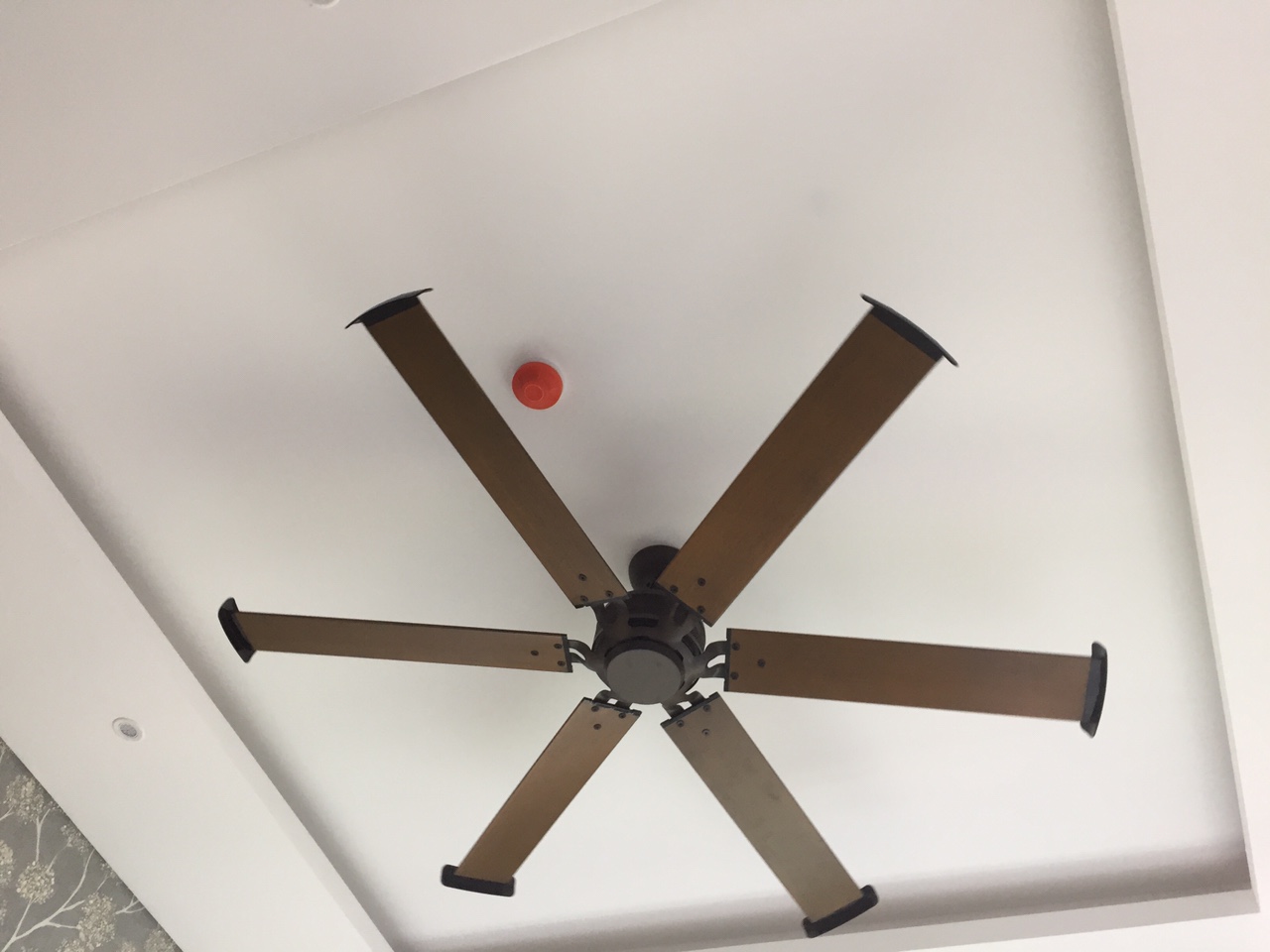 Quạt trần MEGA OAK-1 Quạt trần MEGA OAK-1