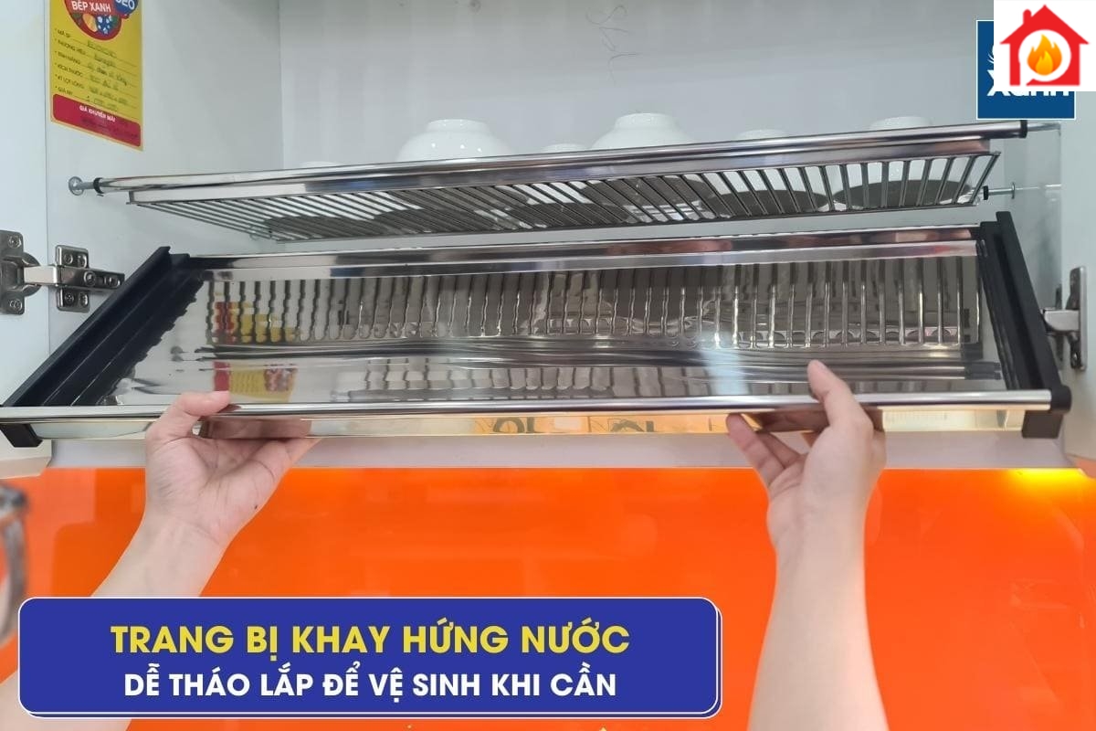 Tháo lắp khay hứng nước dễ dàng