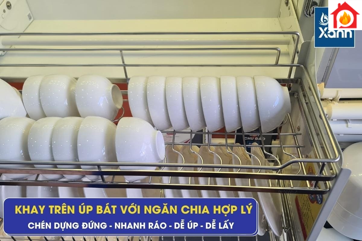 Tầng trên của kệ chén EVI170