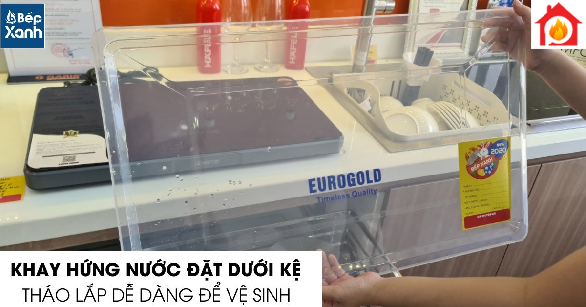 Khay hứng nước tháo lắp tiện lợi giúp dễ vệ sinh