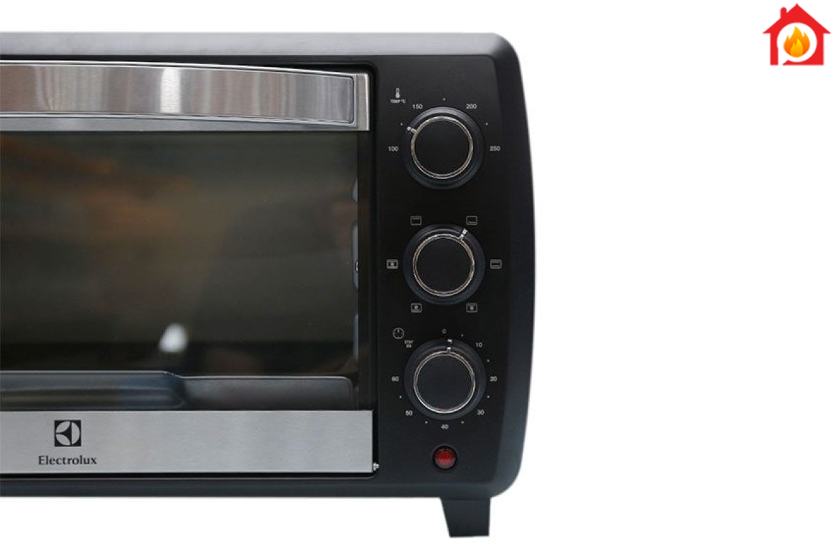 Lò nướng Electrolux EOT4805K với núm xoay dễ dàng sử dụng