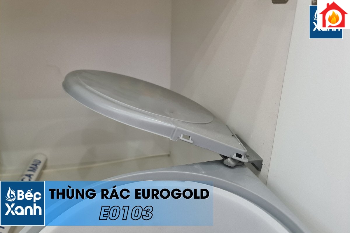 Thùng rác tròn gắn cánh âm tủ Eurogold E0103 nắp thùng