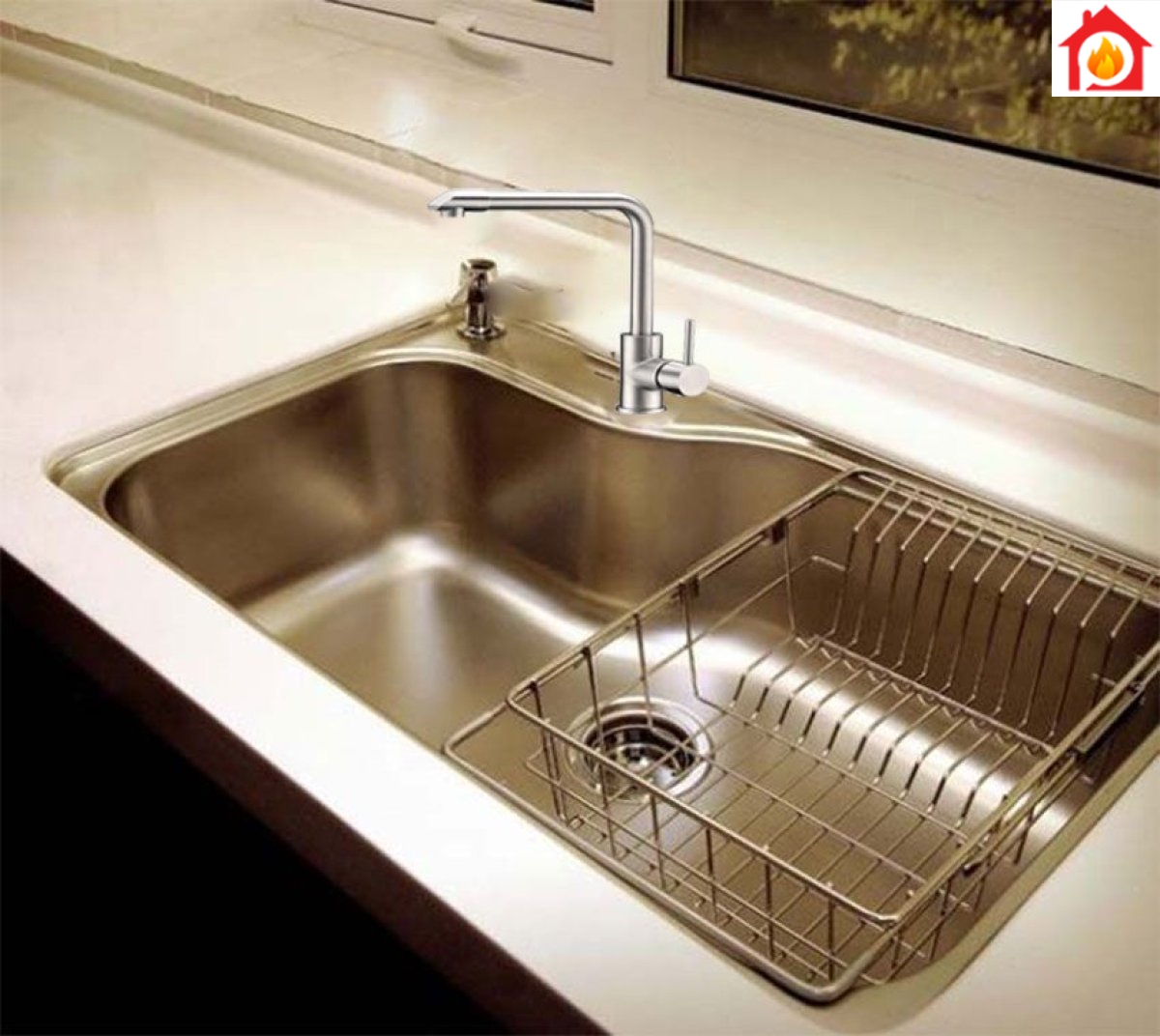 Vòi rửa bát Canzy CZ-702 với thiết kế đẹp mắt, sang trọng