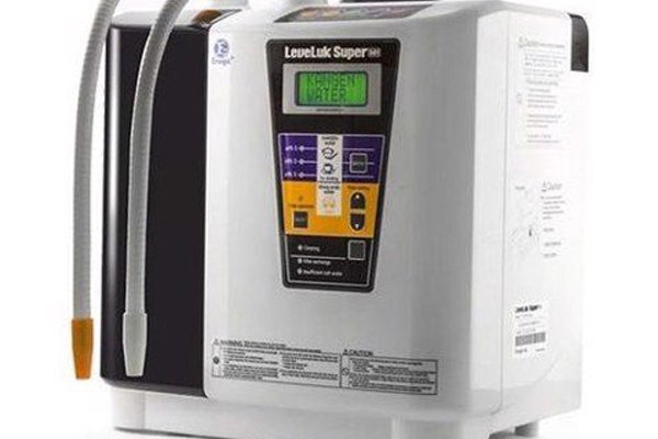 Máy lọc nước điện giải ion kiềm Kangen k8 giá chính hãng
